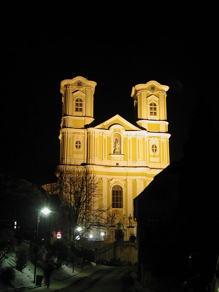 Weizberg bei Nacht