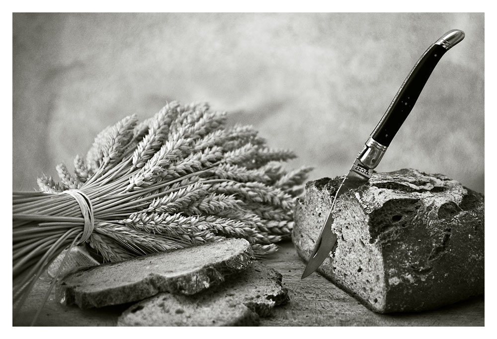 Weizen, Brot, und Laguiole Messer