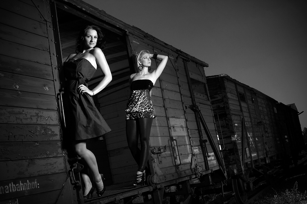 ''welcome to a rustic journey'' --- Nanina & Nicki #001 (S/W)