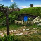 Welcome to Hobbiton! – Willkommen in Hobbingen!