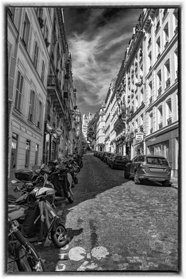 Welcome To Monmartre