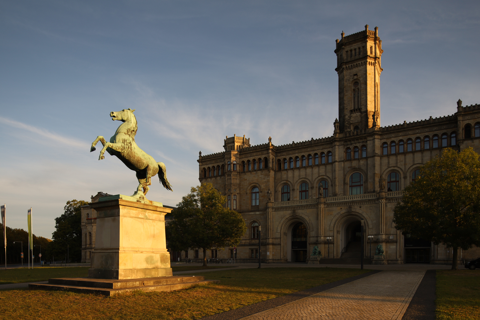 Welfenschloss Sonnenaufgang