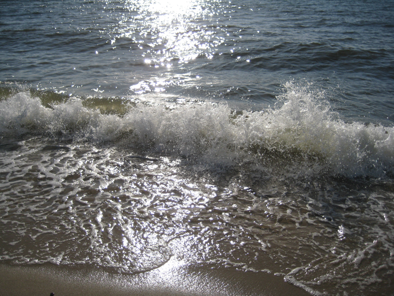 Wellen am Strand bei Westerland auf Sylt