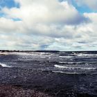 Wellen am Strand in Warnemünde