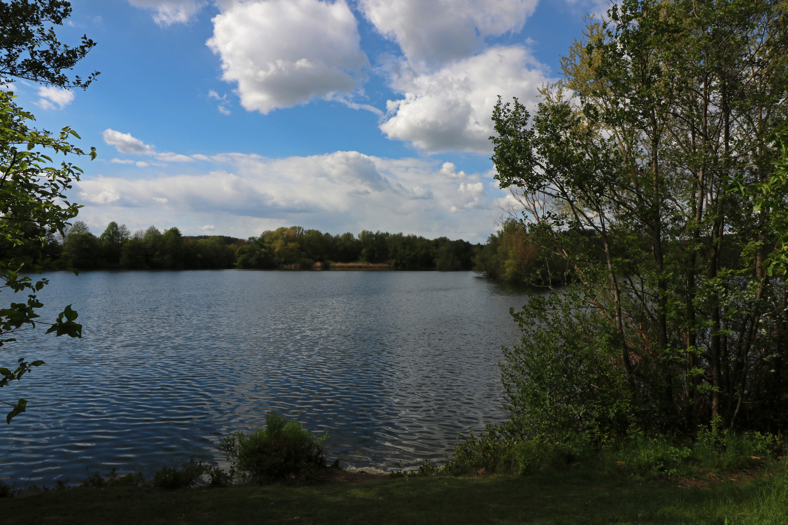 Wellen und Wolken