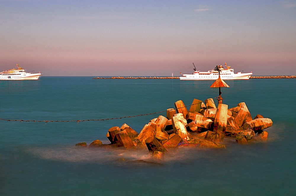 Wellenbrecher vor Helgoland