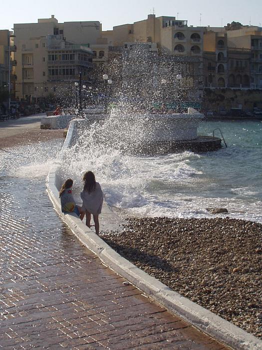 Wellengang in Marsalforn (Gozo)