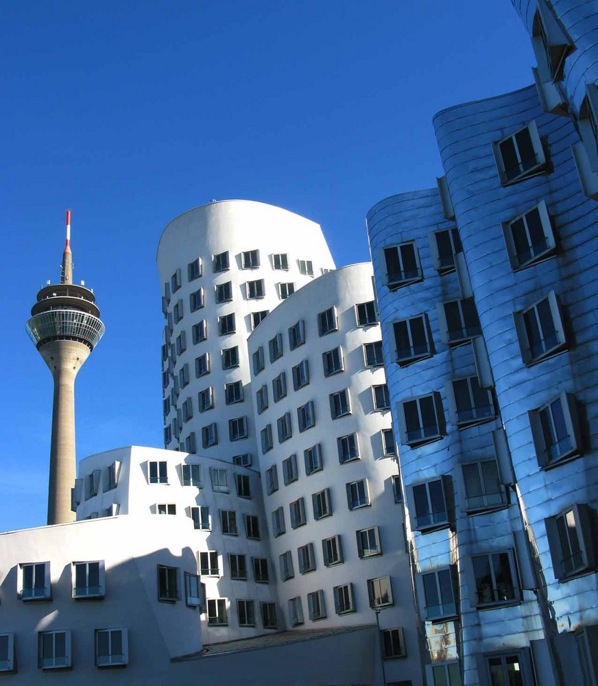 Wellenhaus im Medienhafen Düsseldorf.