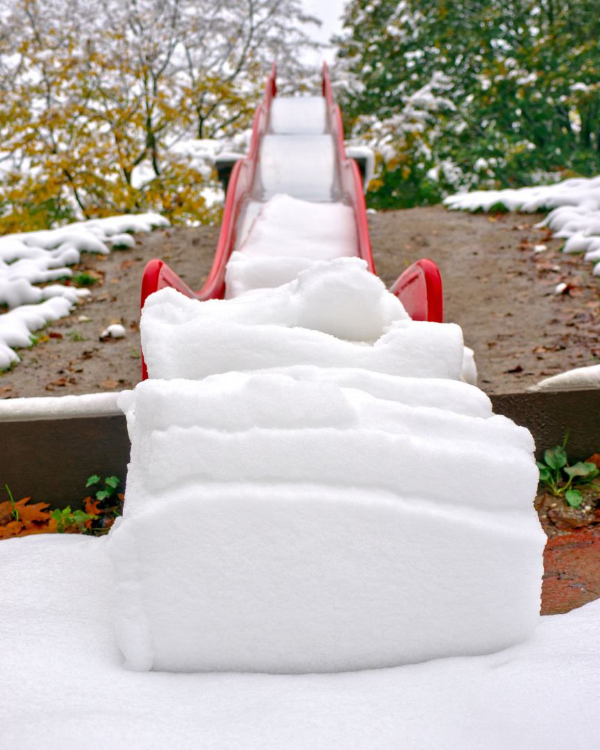 Wellenrutsche im Schnee 4:5