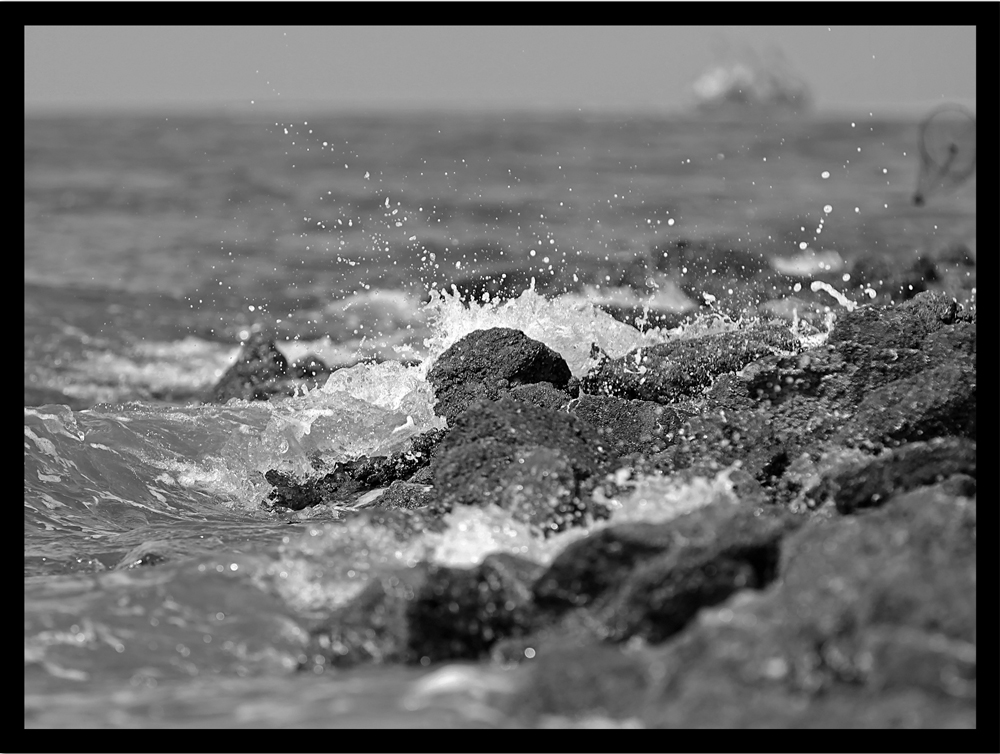 ...Wellenschlag vor Borkum...