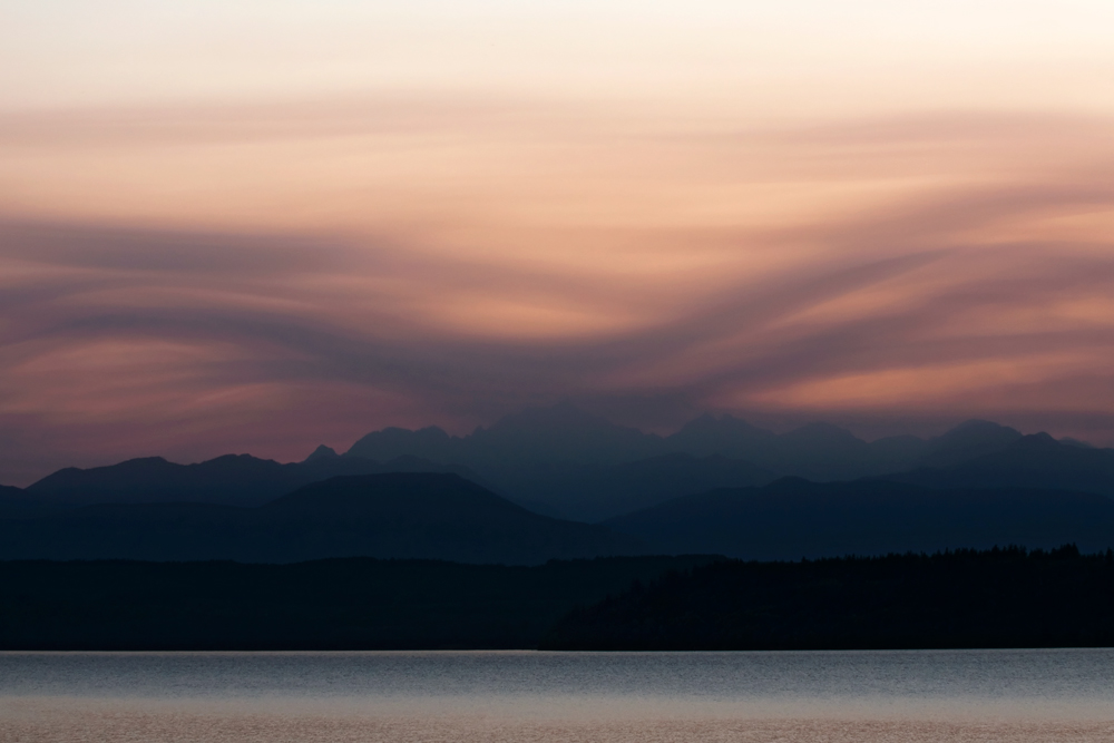 Wellenwolken über dem Olympic National Park