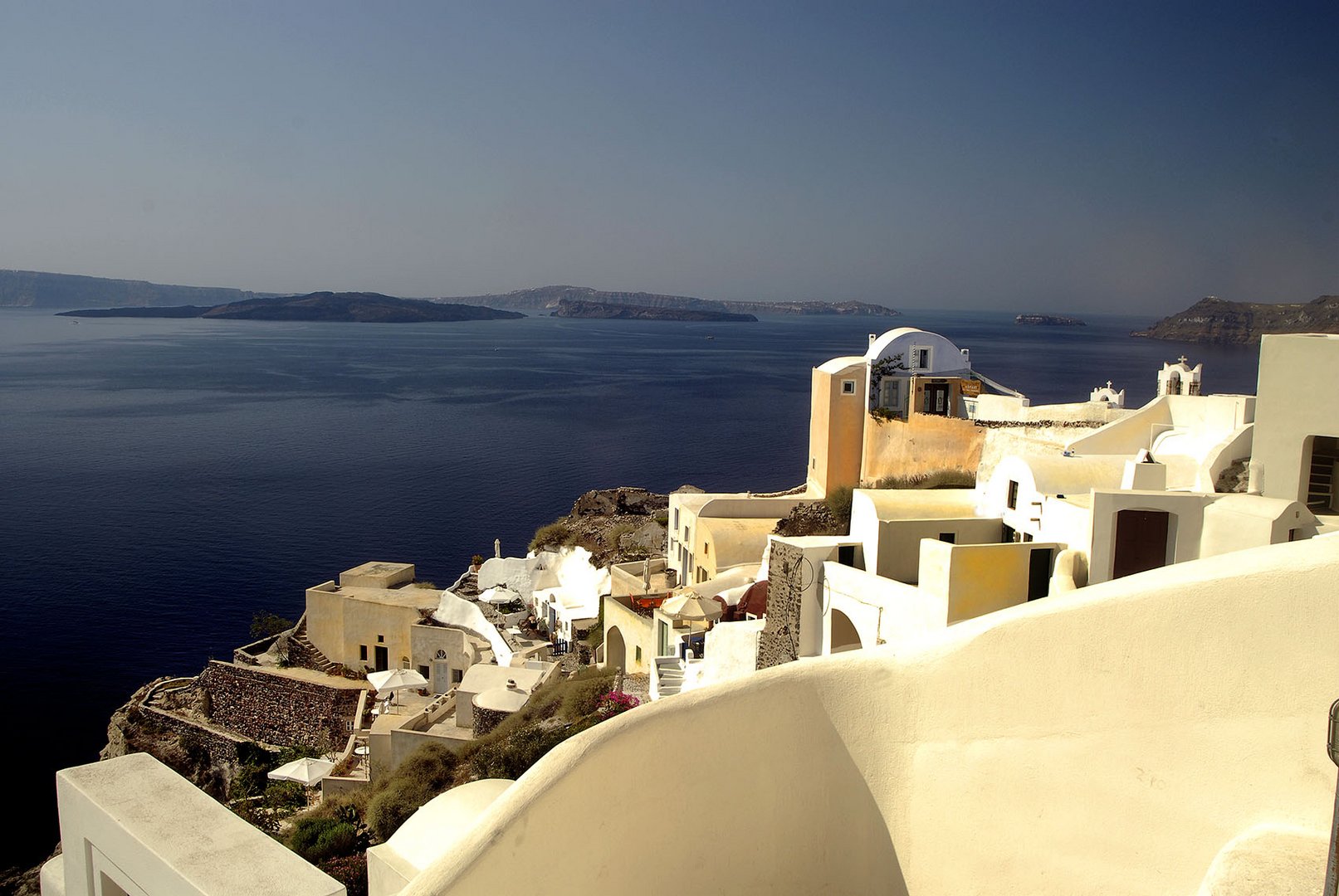 Well,there is colour in Santorini !