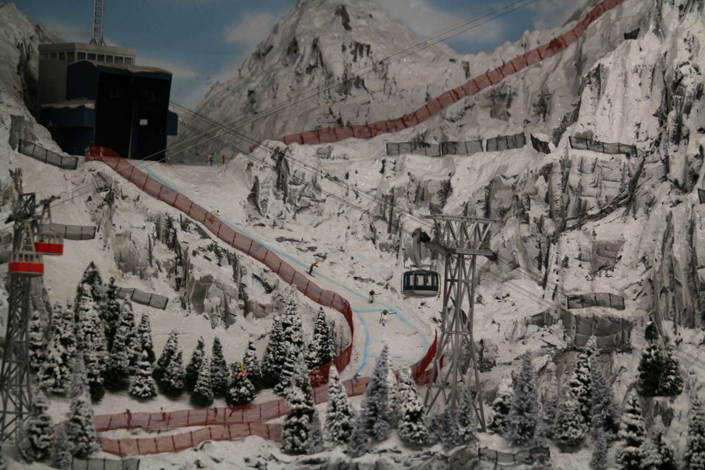 Weltcup - Abfahrts- Skipiste in den Alpen