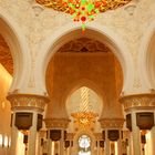 Weltgrößter Kronleuchter in Großer Moschee