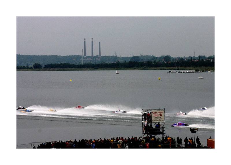 Weltmeisterschaft im Motorbootrennen in Bitterfeld 2005