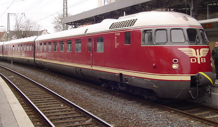 Weltmeistertriebwagen VT 08 520...