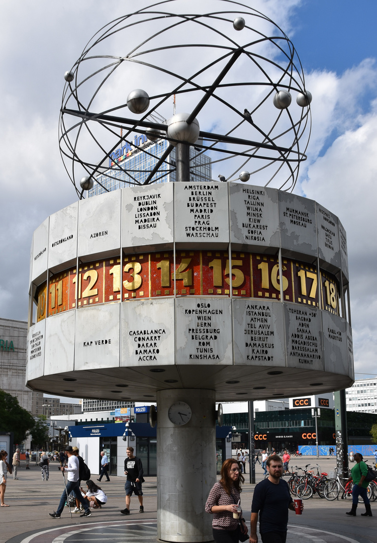 Weltzeituhr Alexanderplatz