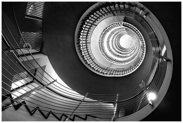 Treppen und Treppenhäuser Bilder & Fotos