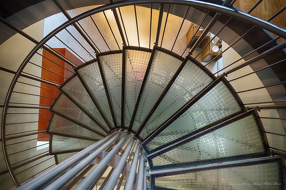 Wendeltreppe, der Weg nach unten.