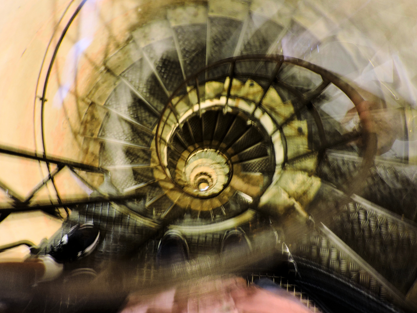 Wendeltreppe im Arc de Triomphe