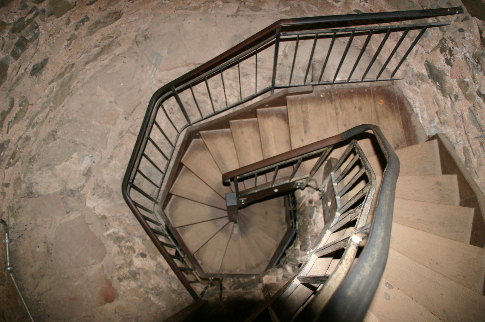 Wendeltreppe in der Saarburg