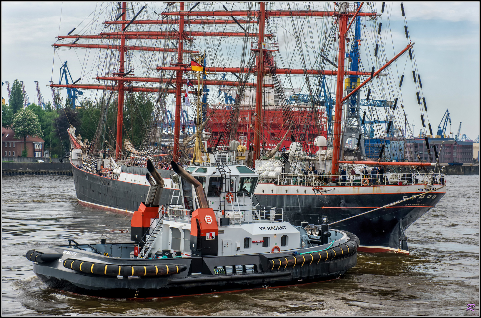  "Wendemanöver auf der Elbe ..."                 