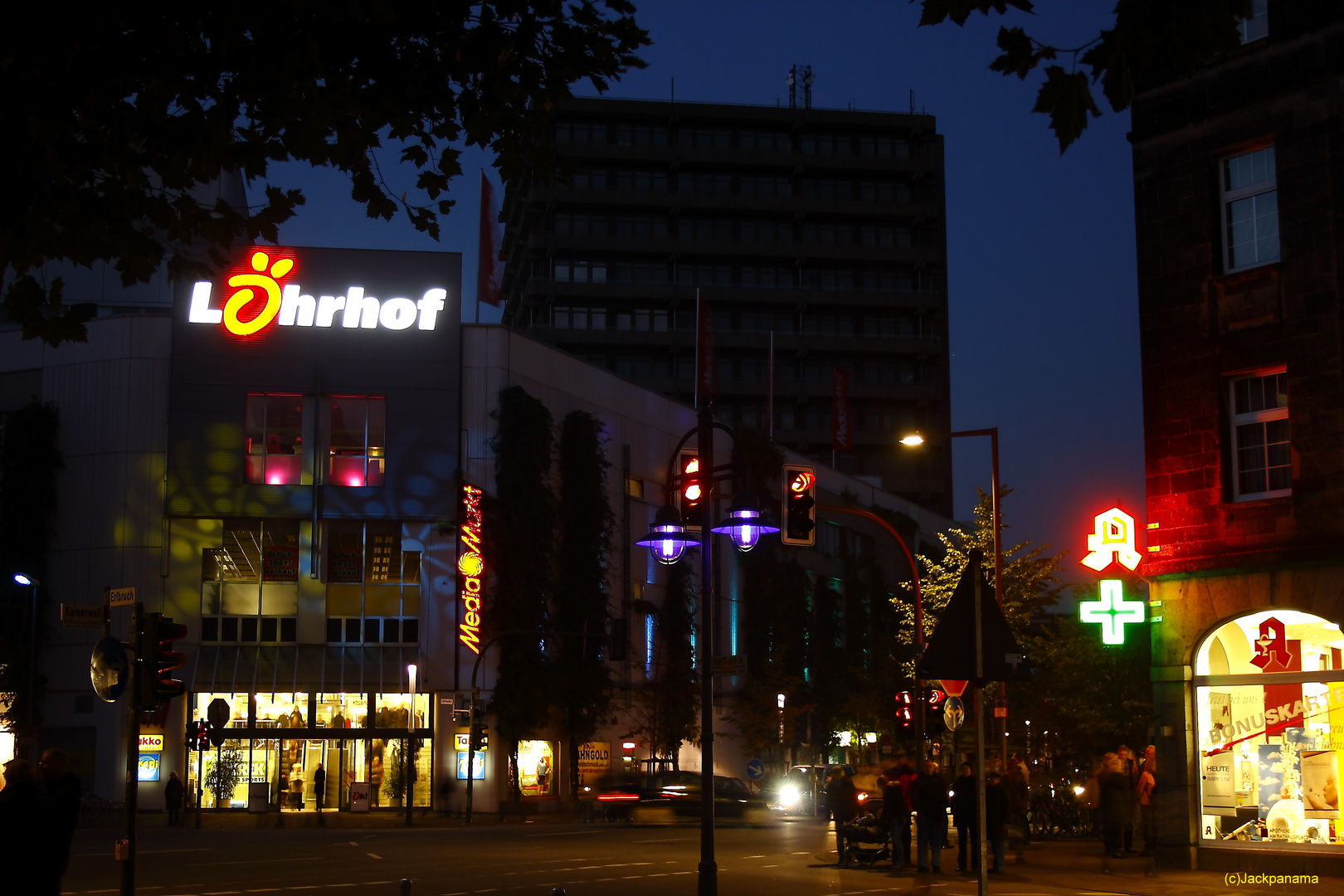 Wenige Minuten vor der Eröffnungsfeier, dem Event "Recklinghausen leuchtet!"