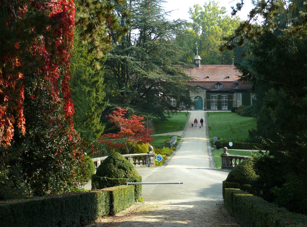 Wenkenhof - Blick auf die Reithalle