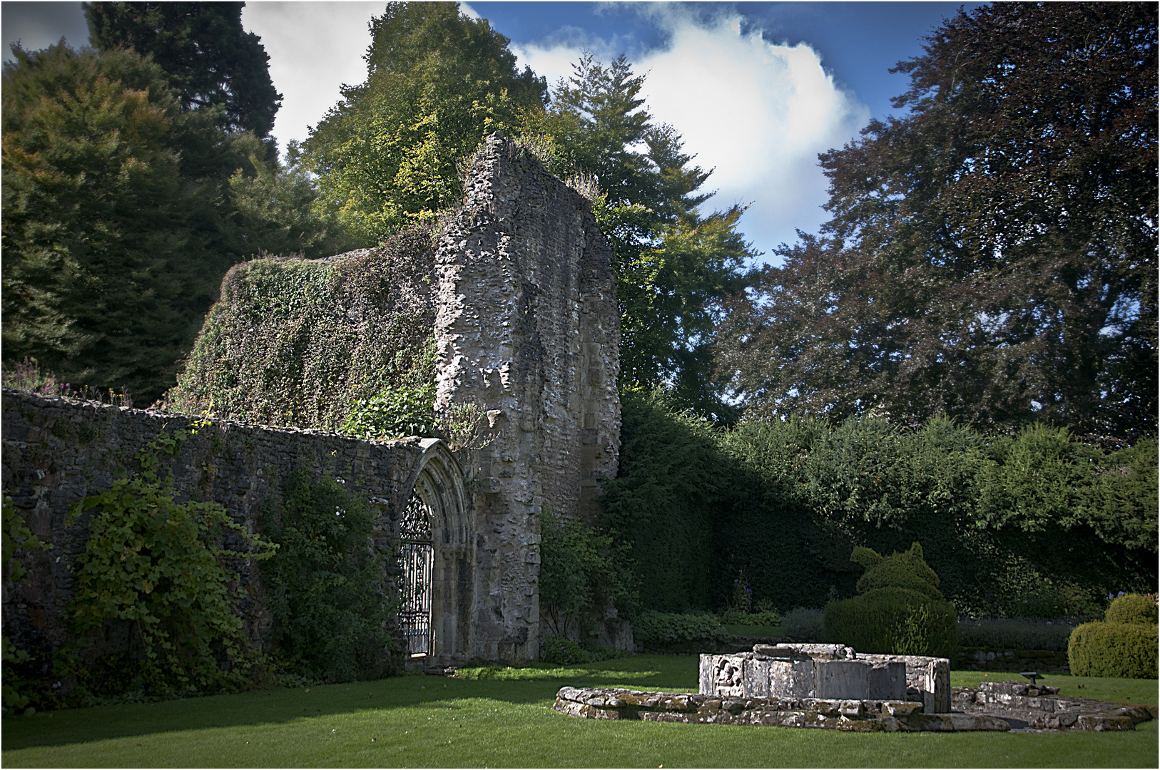 Wenlock Prior  ruins