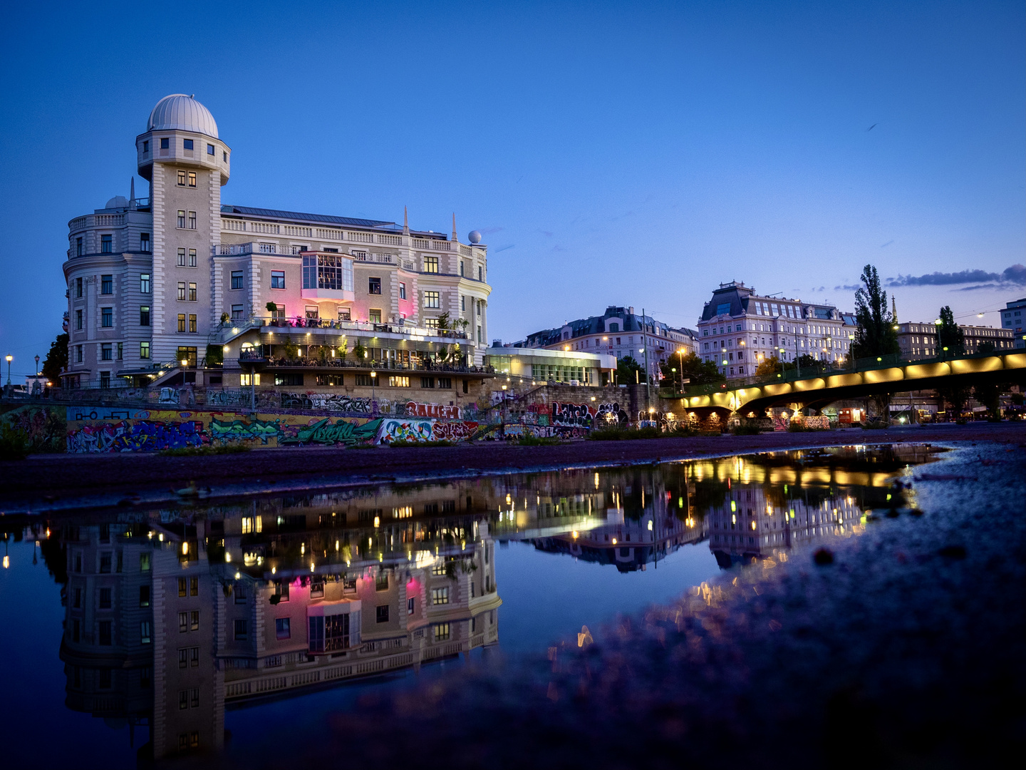 wenn abendliche Lichter in Wien erstrahlen 