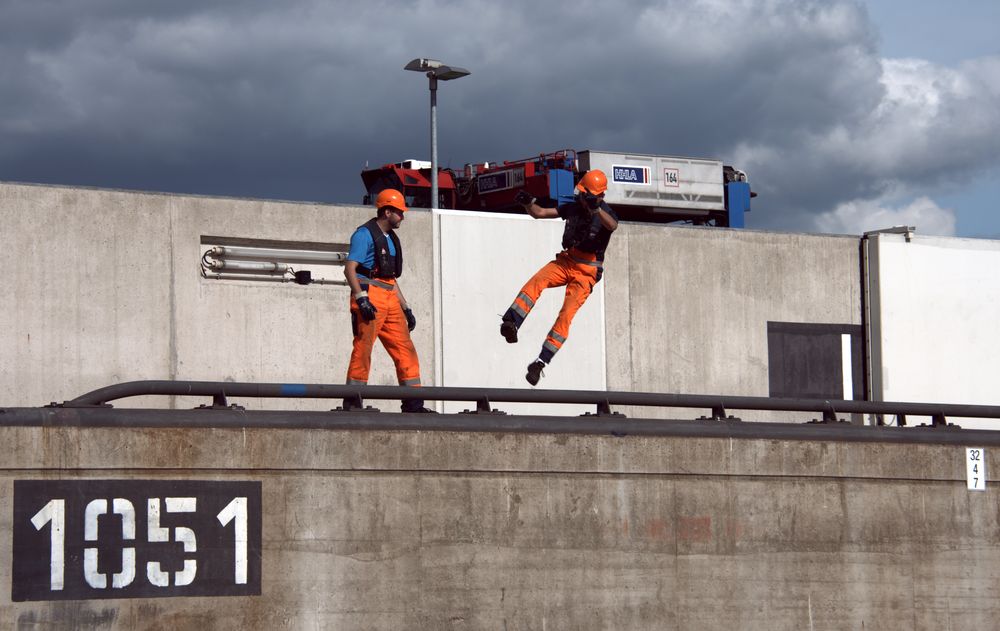 Wenn Arbeit Spass macht Foto & Bild erwachsene, menschen bei der arbeit, handwerker Bilder auf