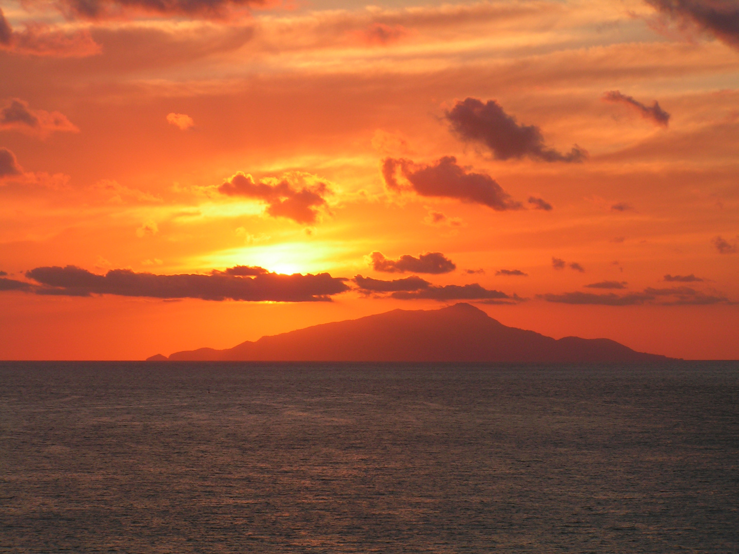 Wenn bei Capri die rote Sonne...