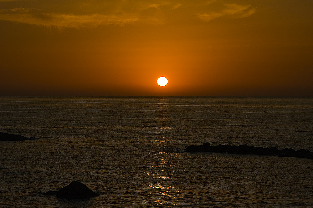 Wenn bei Capri die rote Sonne im Meer versinkt.....