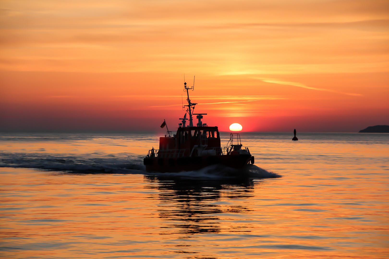 Wenn bei Capri die Sonne.... Foto & Bild sonnenaufgänge, himmel & universum, sonnenaufgang Wenn bei Capri die Sonne.... Foto & Bild sonnenaufgänge, himmel & universum, sonnenaufgang