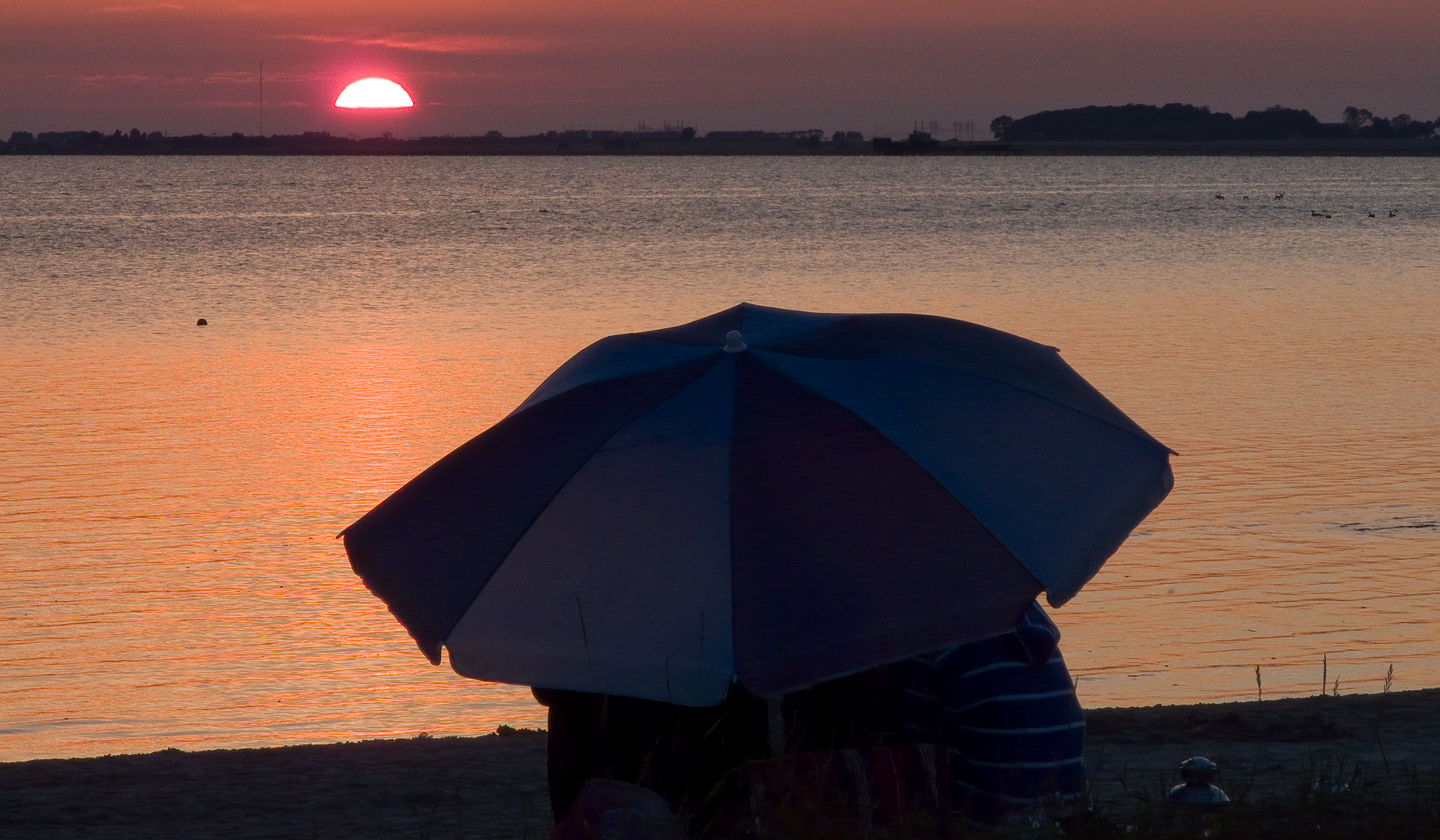 Wenn bei Malmö die rote Sonne im Meer versinkt...