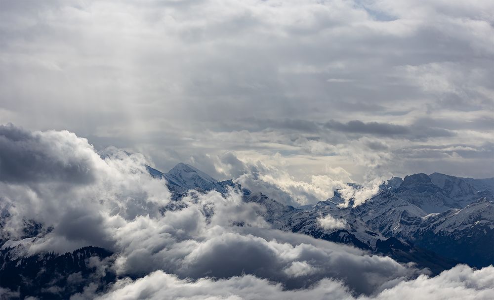 "Wenn Berge Licht und Wolken mahlen.....II"