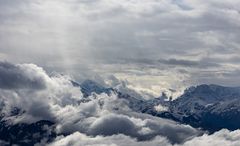 "Wenn Berge Licht und Wolken mahlen.....II"