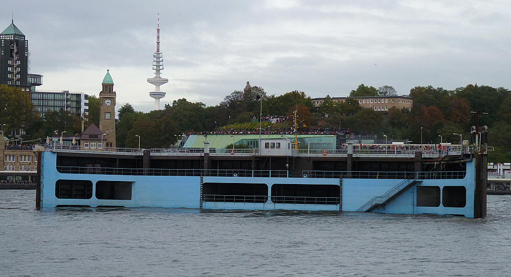 Wenn das Schiff im Dock ist wird....