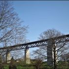 ..  wenn der Frühling via Eisenbahnbrücke kommen soll  ..