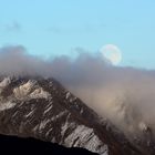 Wenn der Mond am Abend hinter den Bergen aufsteigt....