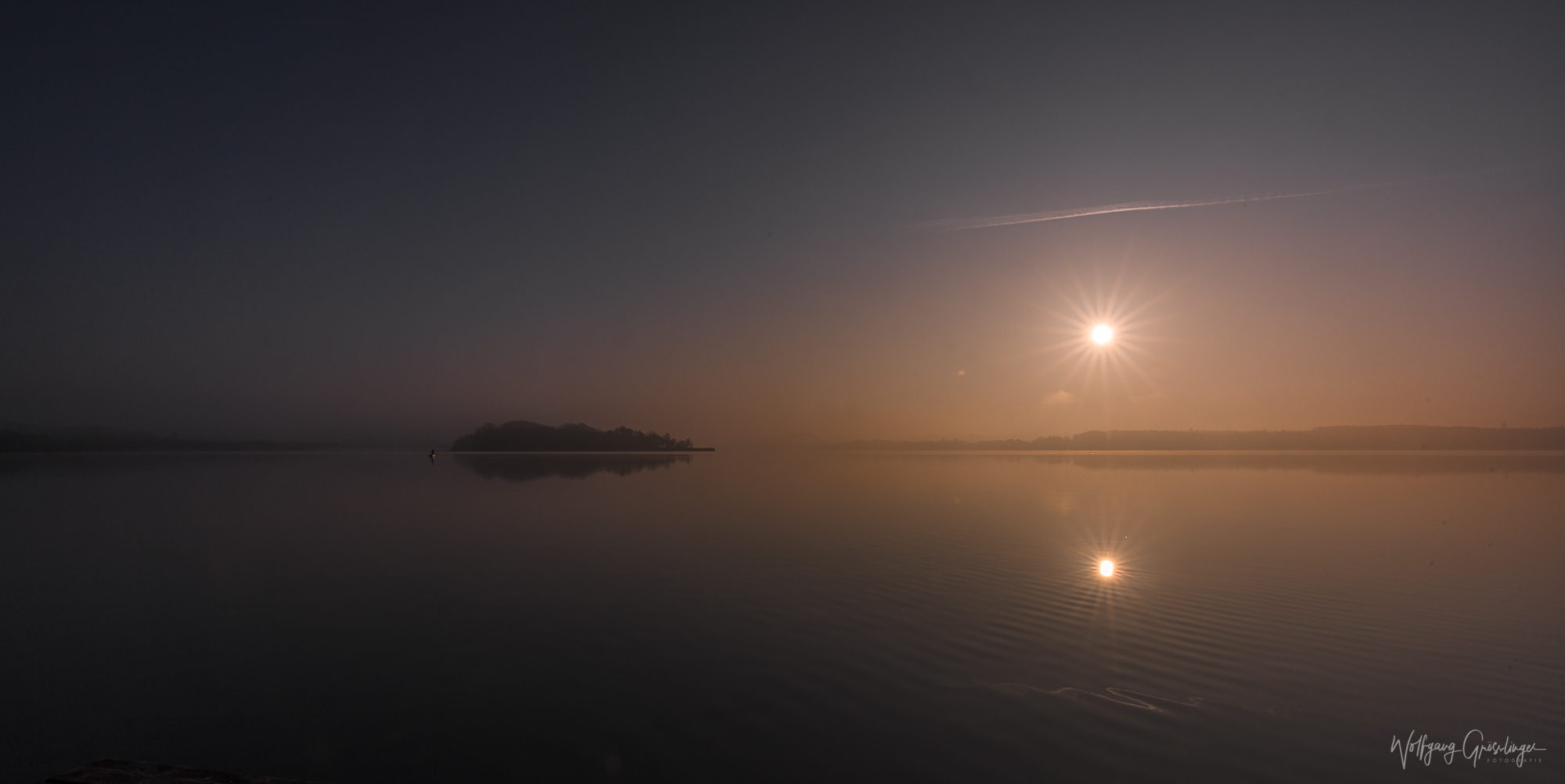 Wenn der Nebel noch über dem See liegt