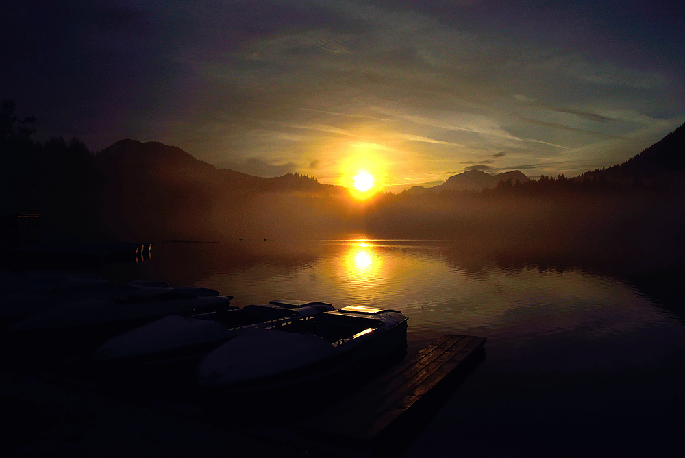 Wenn der Nebel weicht über dem Hintersee 17