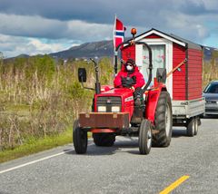 Wenn der Norweger zum Campen fährt....