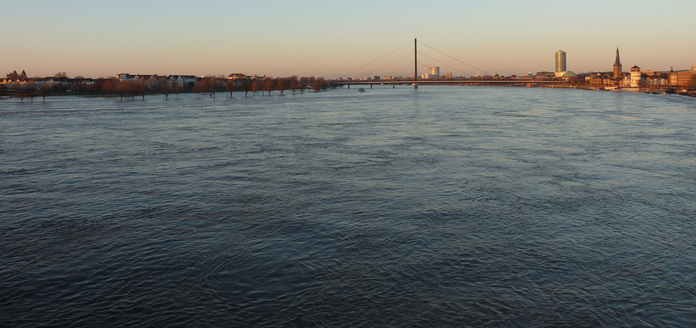 wenn der Rhein sich breit macht