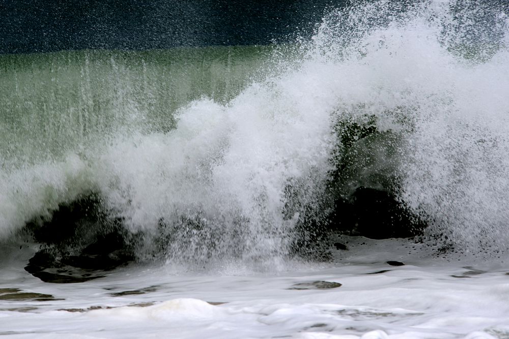 Wenn der Wind mit dem Meer spielt