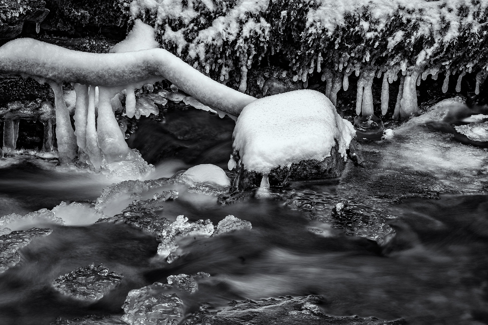 wenn der Winter den Bach runter geht ;-)