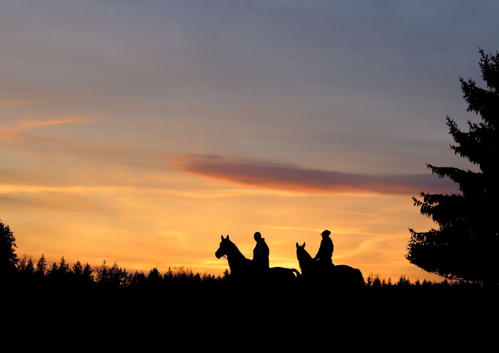 ..wenn die Abendsonne den Himmel in Rot einfärbt