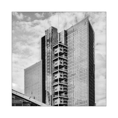 Wenn die Bodenhaftung verloren geht ....... schaut es so aus und, ist zu spät