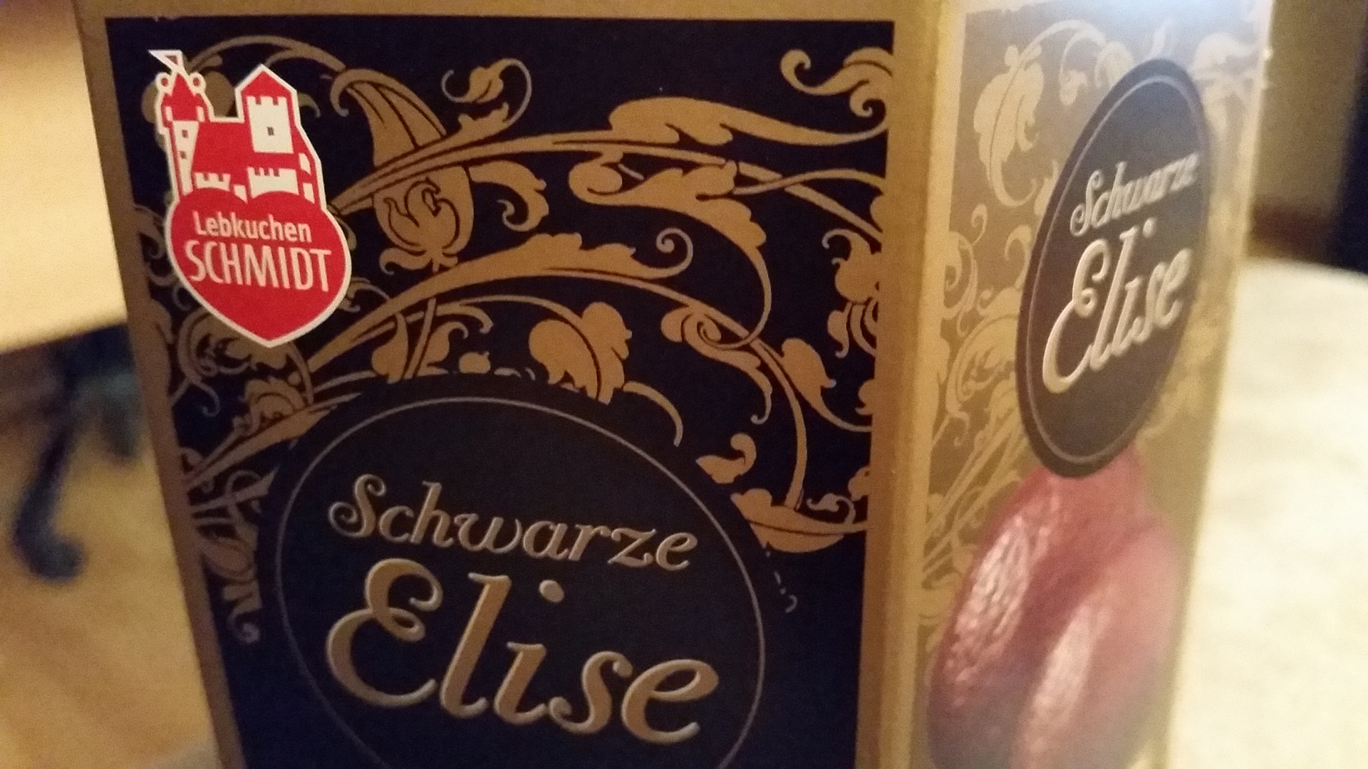 Wenn die Elise blau wäre, wäre sie nicht so lecker. Und nein, es ist nix mehr übrig.