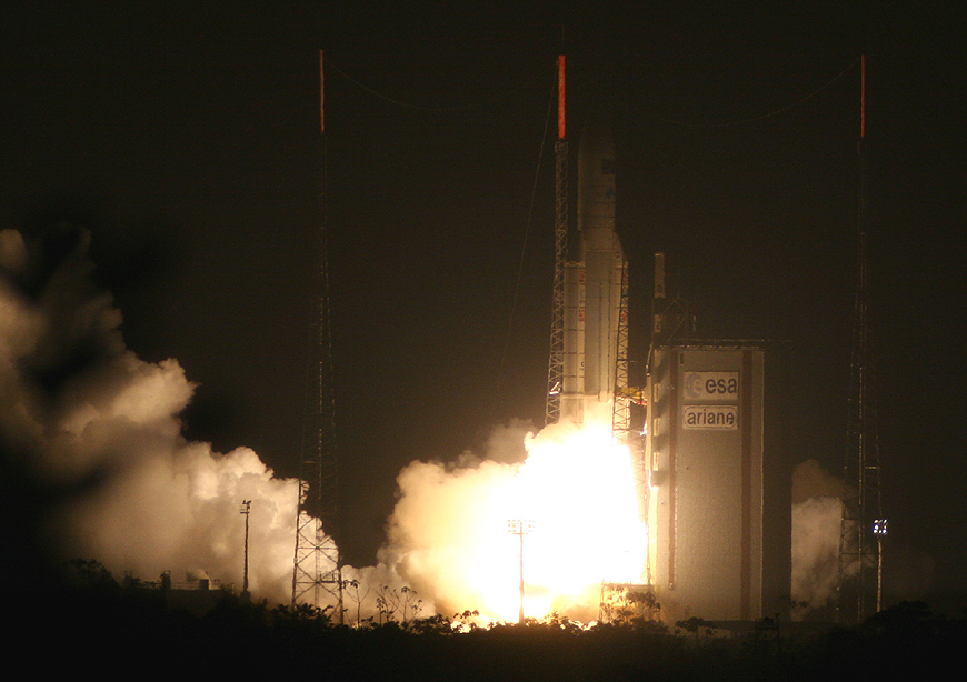 Wenn die Nacht zum Tag wird - Ariane startet mit ATV